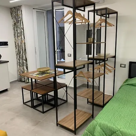 Kemonia Apartment *